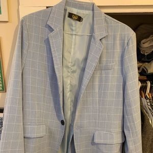 Light blue checkered sport coat